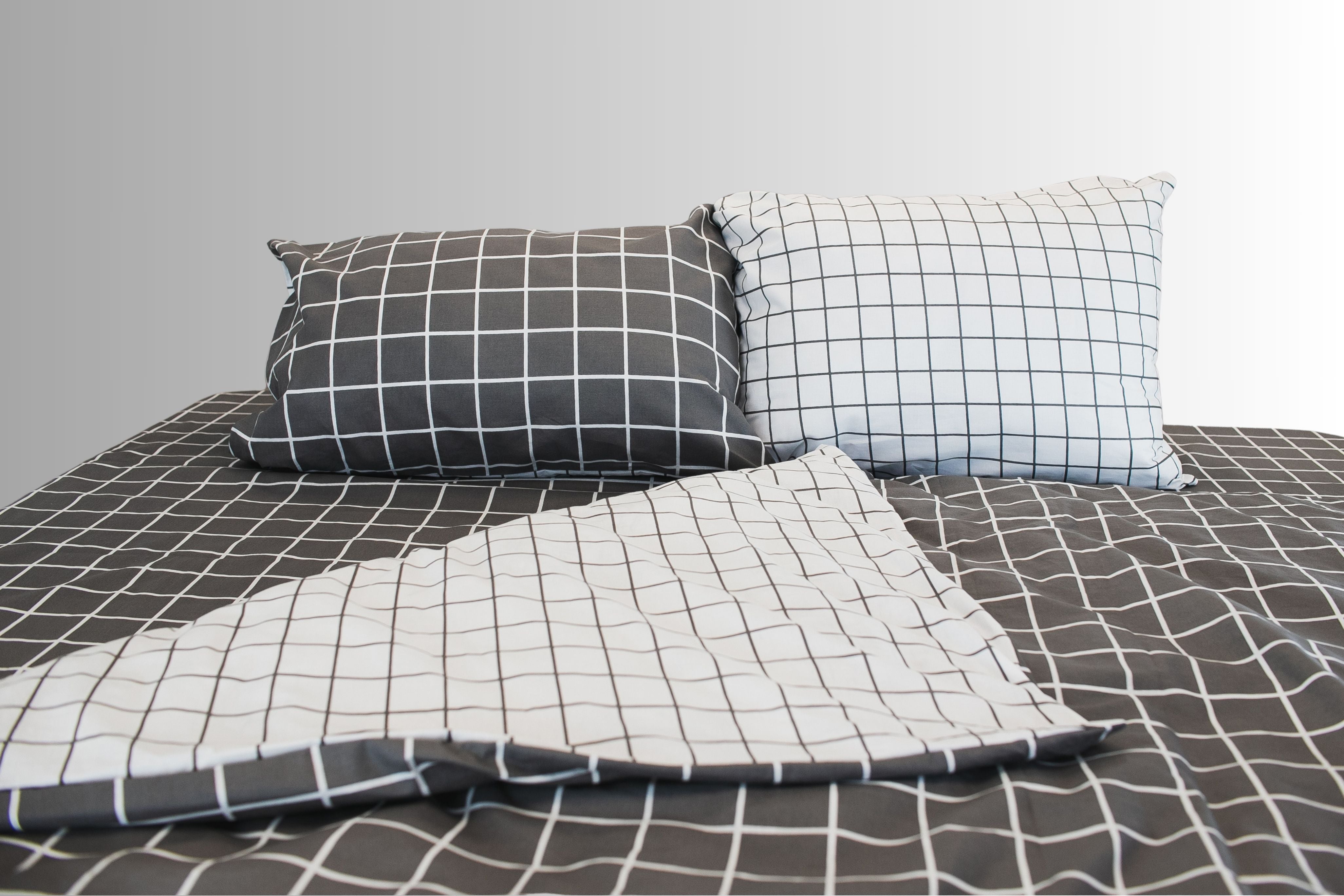 Black and White Squares
