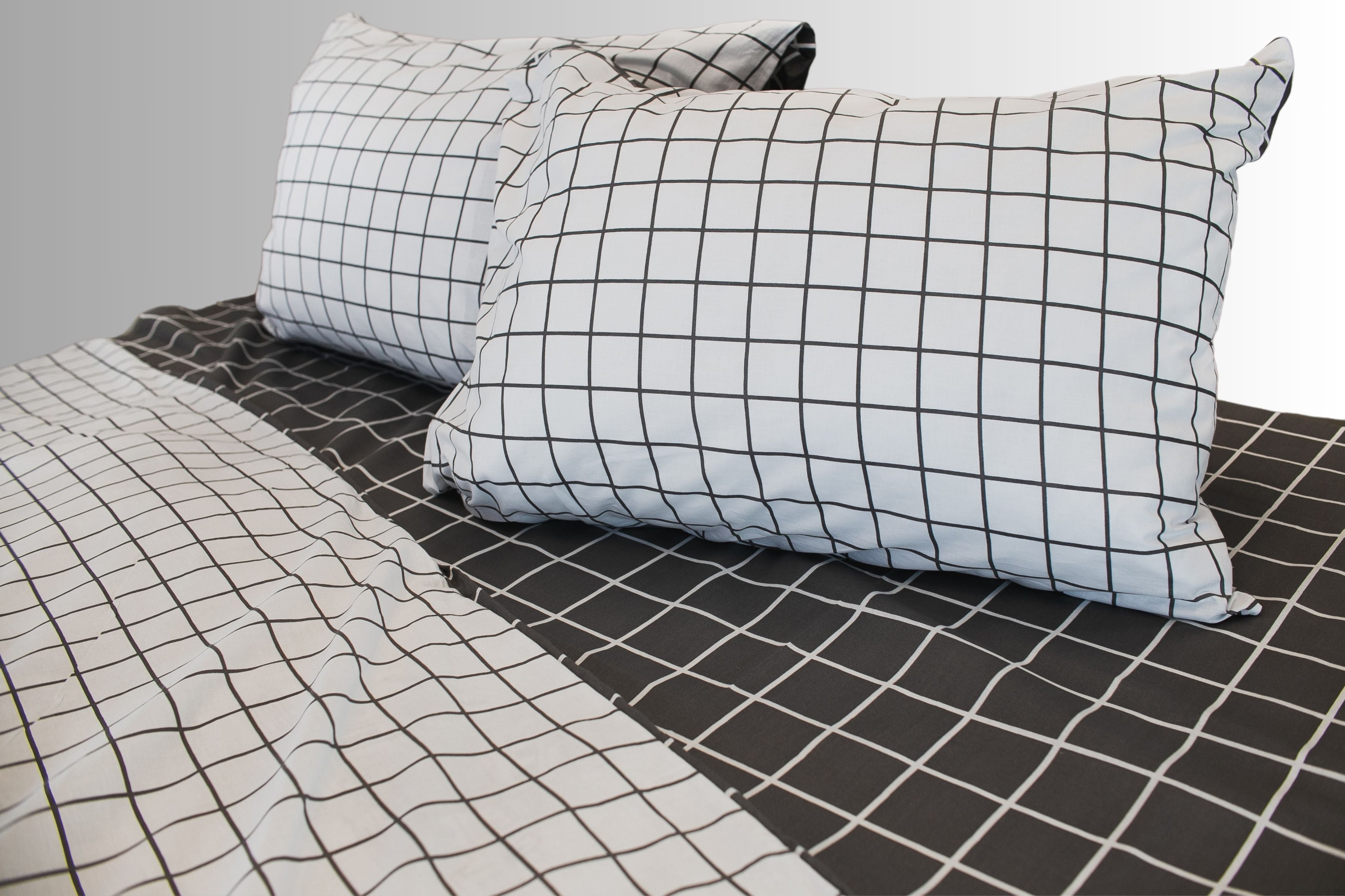Black and White Squares