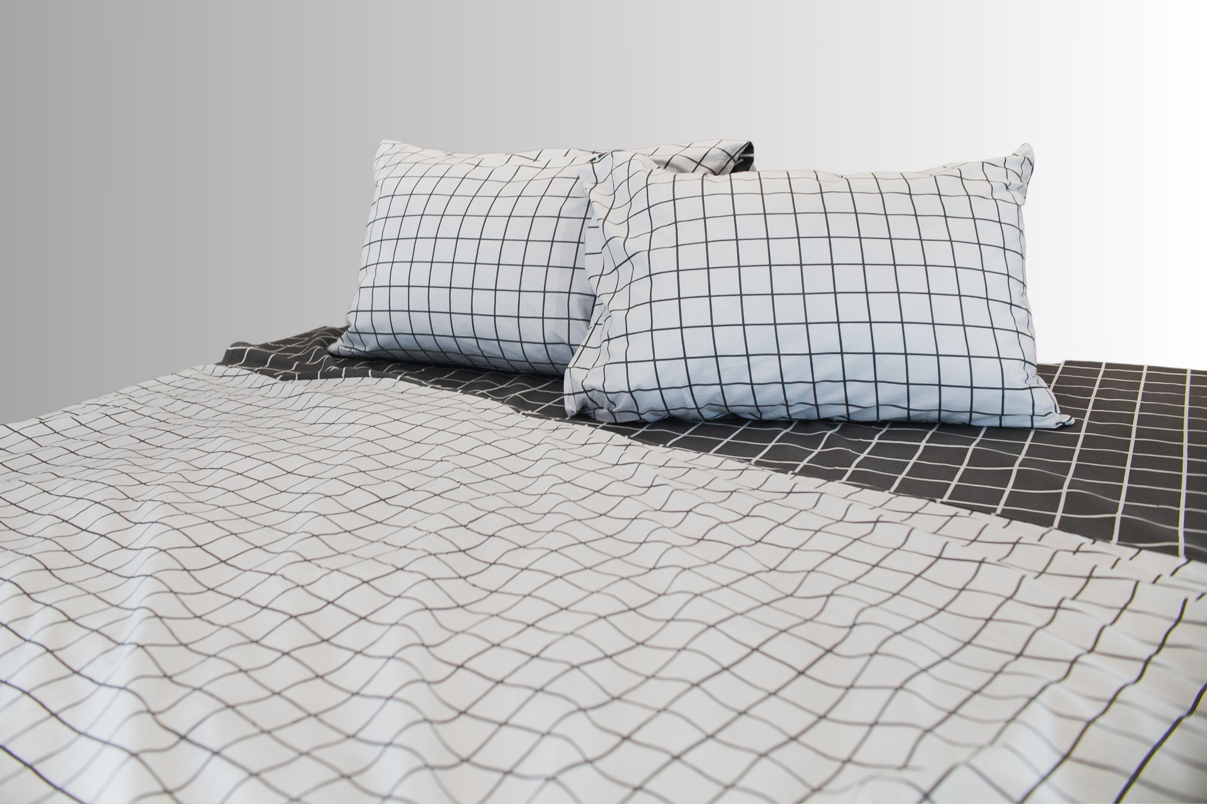 Black and White Squares